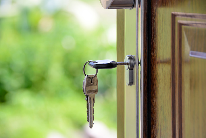 A2B Locks are able to provide local locksmiths in Waltham Abbey to repair your broken locks. 